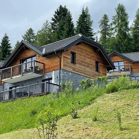 Holiday home Tomtegl-bergchalet-no-12-mit-privatsauna-infinitypool-kamin-fitnessraum-1500m-seehoehe Hochrindl